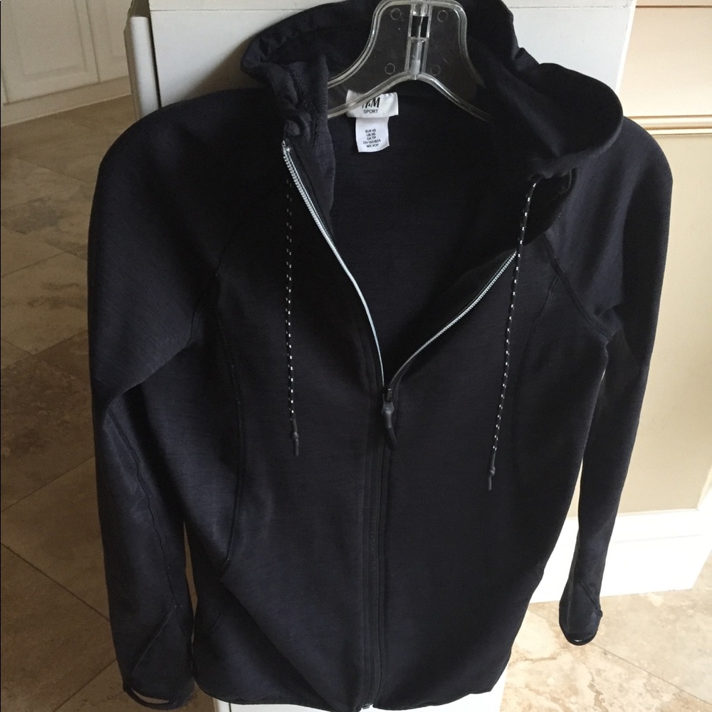 H&M Cute zip up hoodie size XS